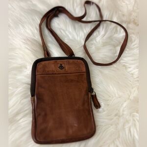Elegant Brown Leather Messenger Bag